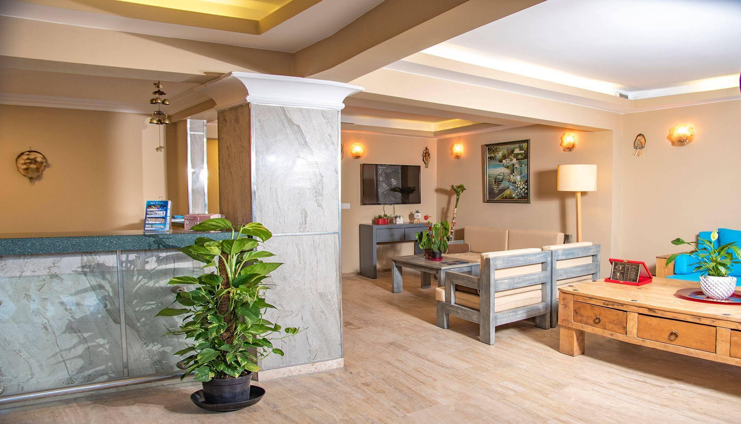 Blue Bay Beach Hotel Bitez Exterior foto