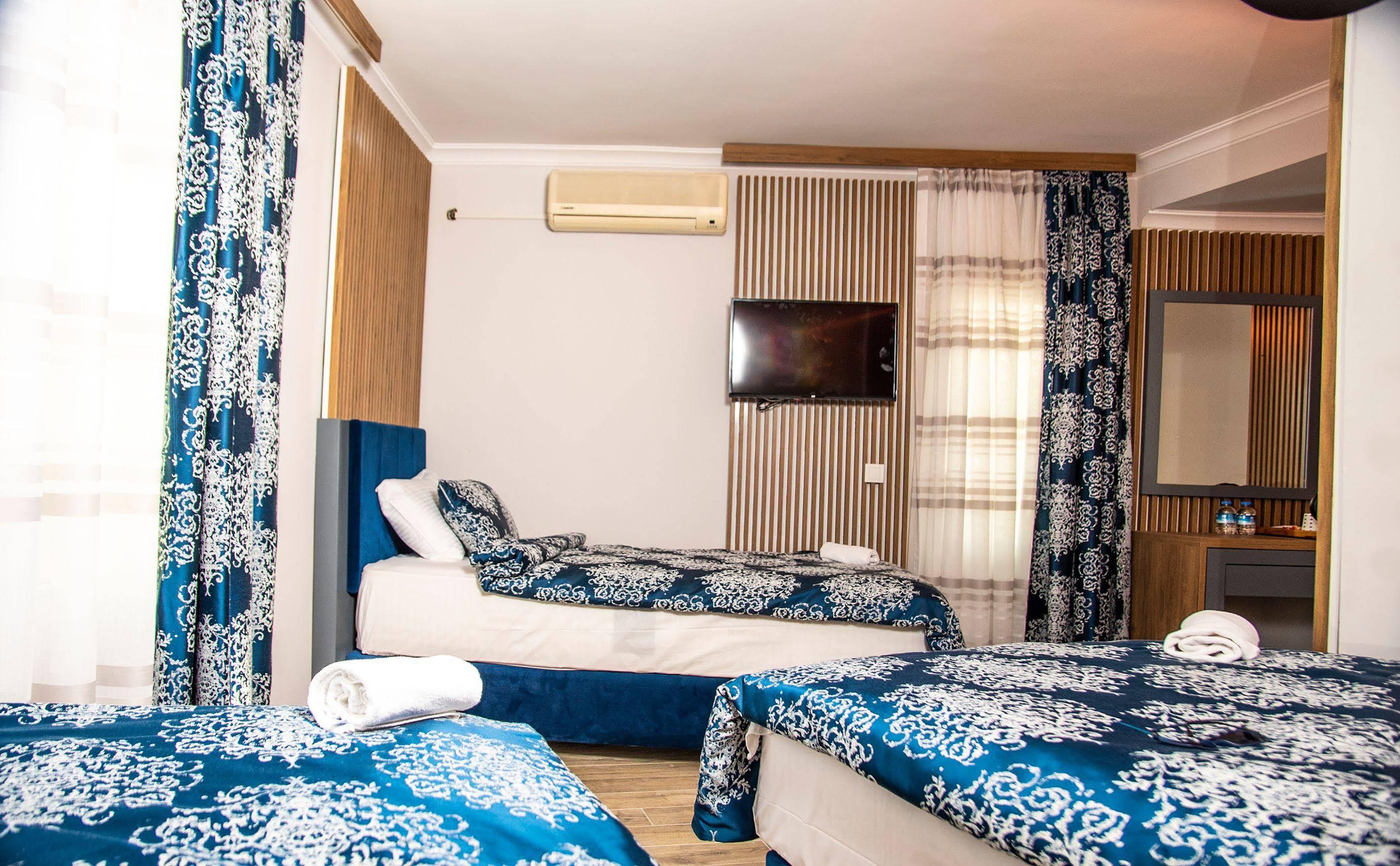 Blue Bay Beach Hotel Bitez Exterior foto